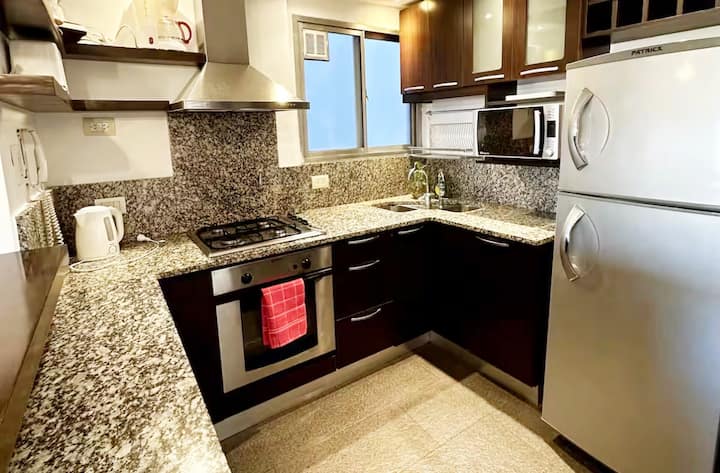 Elegante 2 Dorm. Con Balcón En Pleno Recoleta - Buenos Aires