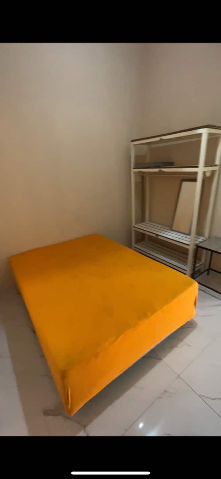 საძინებელი 2