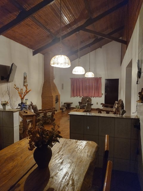 Top Airbnb: Recanto Sol Largest Sunflower House em Sapucaí Mirim