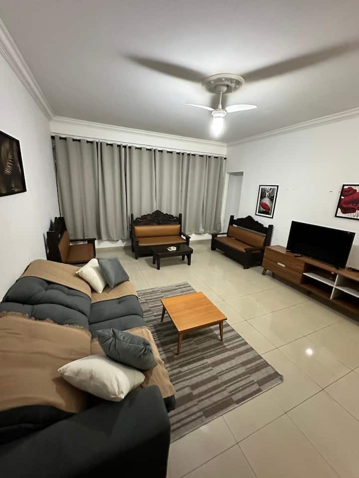 Apartamento à Beira Mar. - Santos
