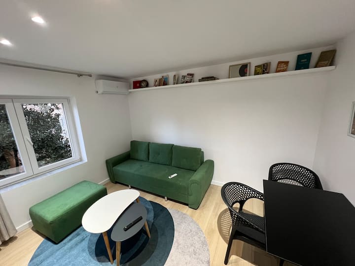 Petro Apartment 2 - Albania