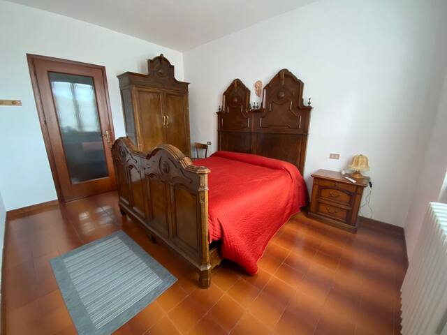 5 camere con bagno privato e grande cucina living gallery image 2