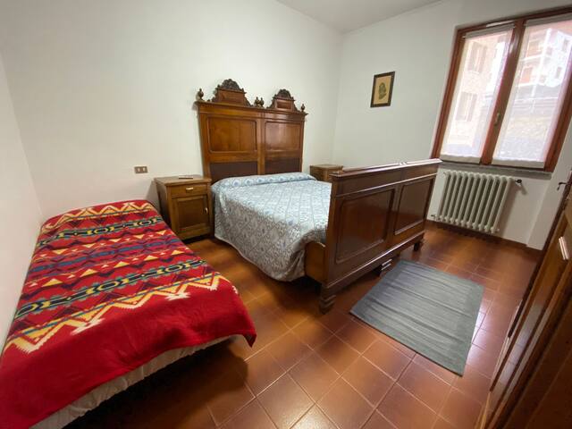 5 camere con bagno privato e grande cucina living gallery image 4