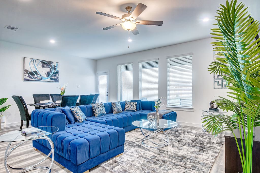 Airbnb Luxury home close to Med Center!