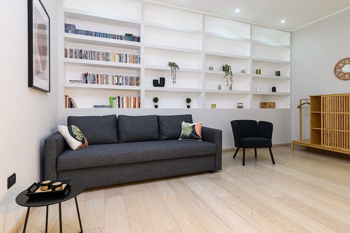 Modern Apartment Close Vatican Museums And Metro - Vatican City
