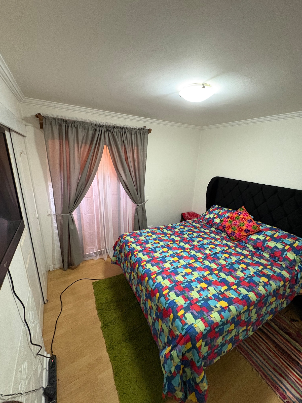 Phòng có lối ra sân thượng 