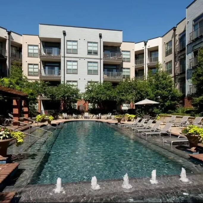 Comfortable 1 Bedroom condo