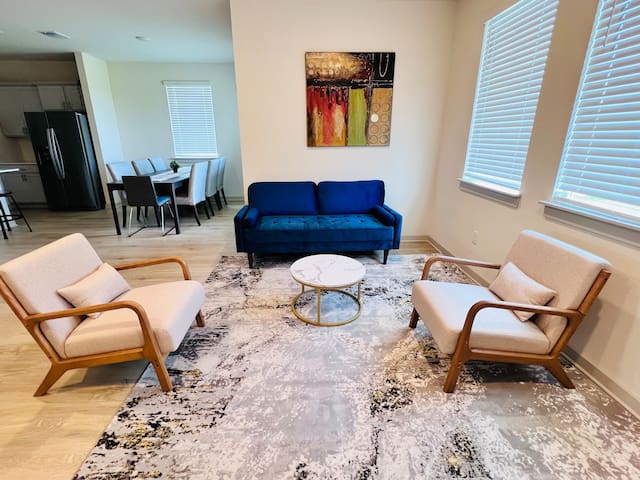 4|2 8 beds new house close to Samsung