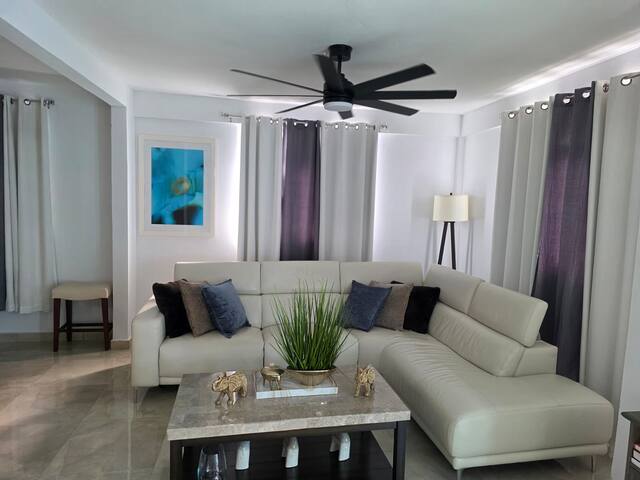 Noa Tours LLC managed Airbnb listing 1