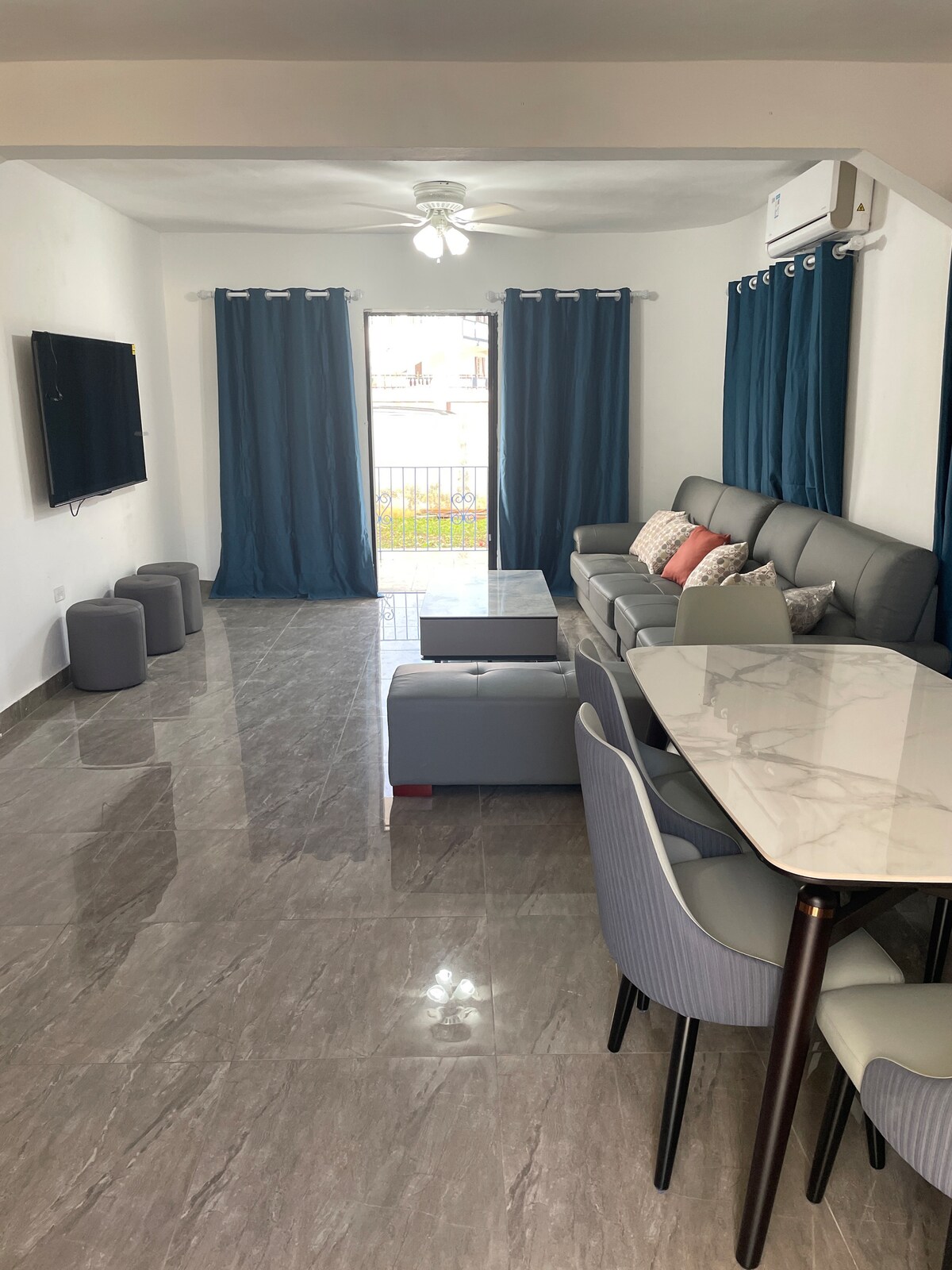 Sunny Apartment Apartments for Rent in unit1, Sint Maarten, Sint