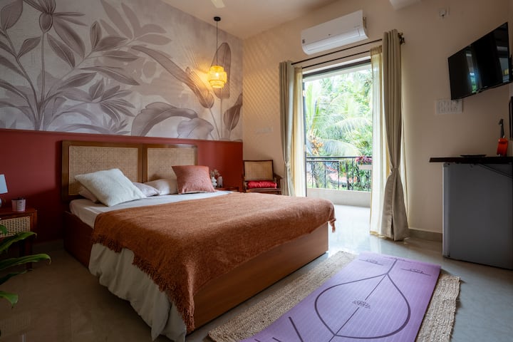 Bedroom 1 image 6
