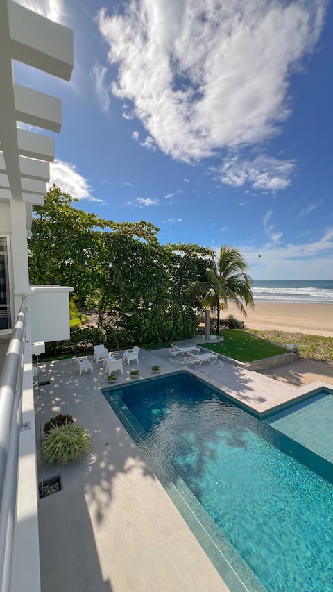 Panga Point Modern Oceanfront House