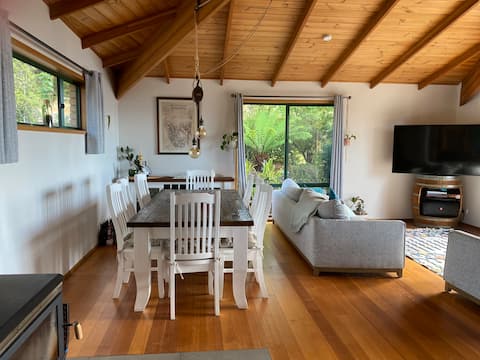 Top performing Airbnb: Bernacchi's Retreat in Glamorgan Spring Bay