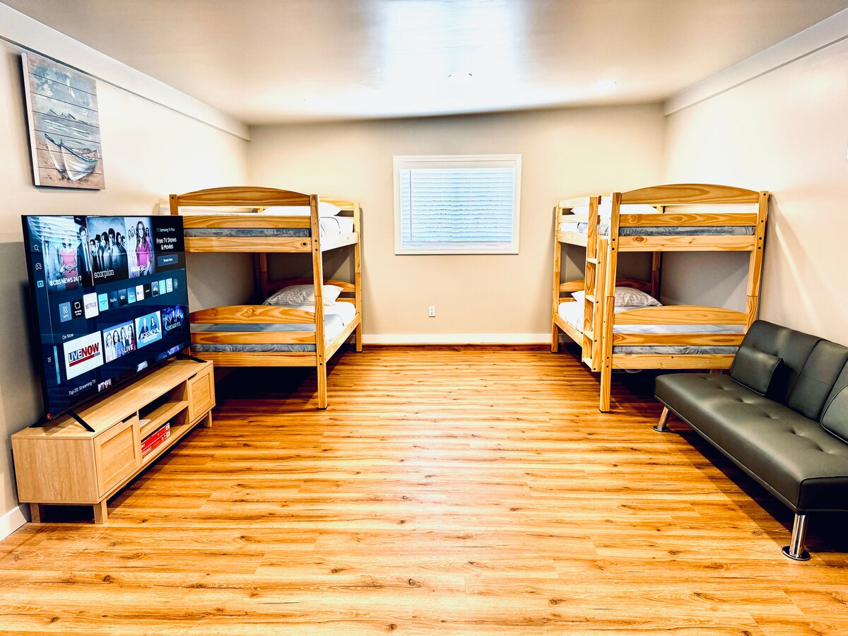 Habitación extra con 2 literas.