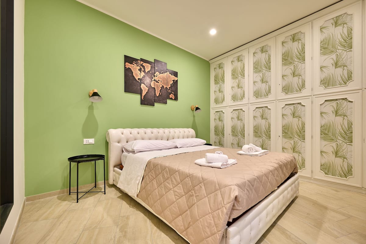 SweetGarden Trastevere – Accogliente rifugio con terrazza — Camera da letto 1 2 | Casa vacanze LovedHomes a Roma