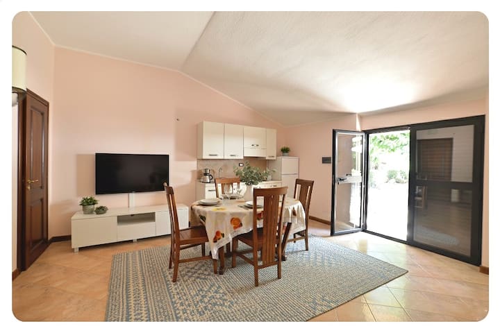 Villa Olimpia · Orchidea | 2 Bagni, Gazebo E Mare - Isola di Capo Rizzuto