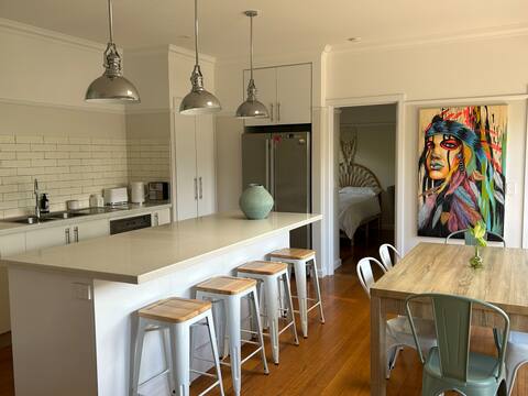 Prime inner CBD location. Tranquil enclosed garden