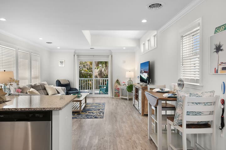 Relaxing Coastal Getaway On Quiet Street - Savannas Preserve State Park, Jensen Beach