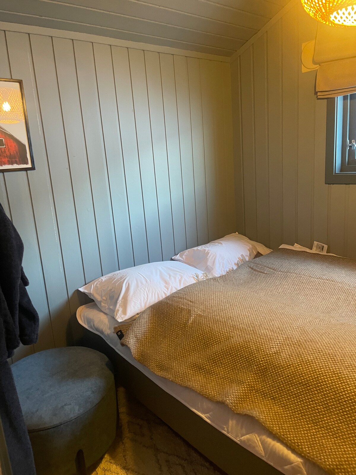 საძინებელი 1