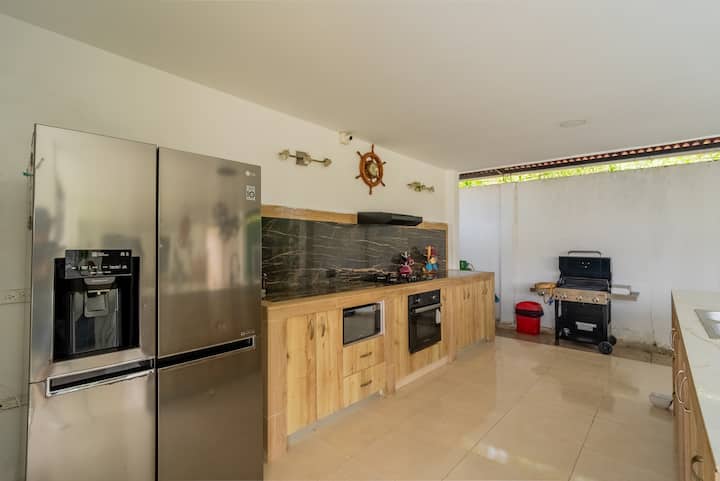 Casa Para 12 Personas • 6 Habitaciones Cartagena - Colombia