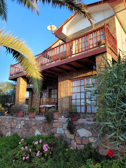 Spacious ocean view home