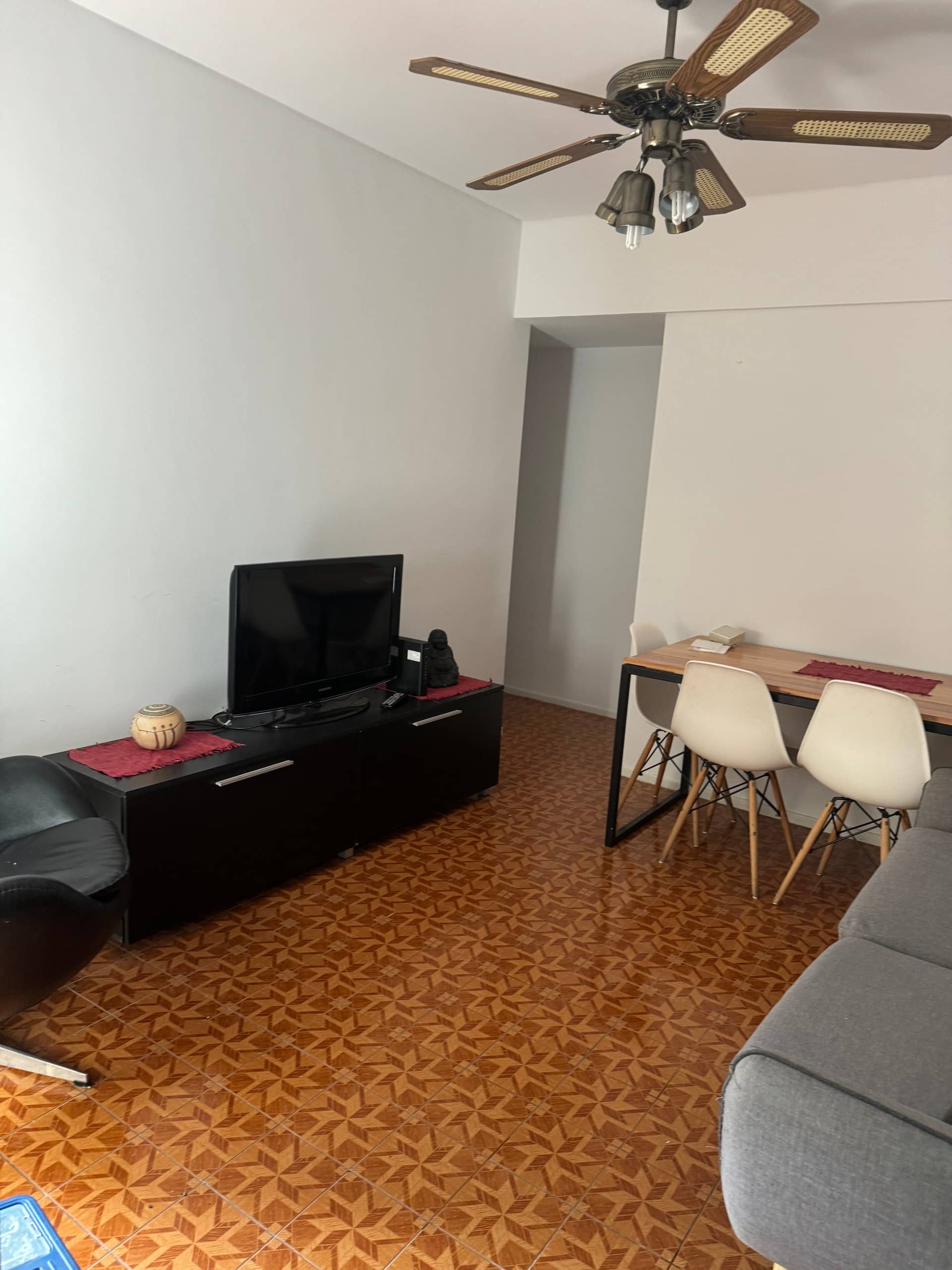 A charming and comfortable apartment in a residential area
