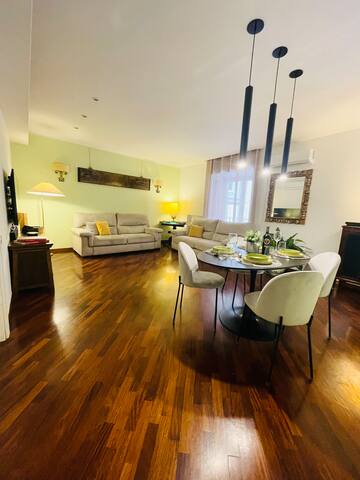 Re Gallo Luxury Home Chiaia Plebiscito