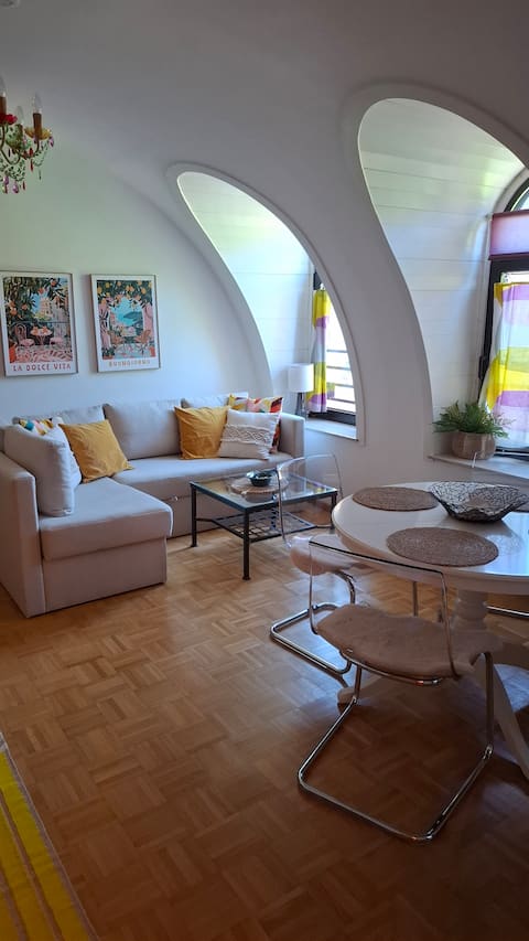 Erfolgreiche Airbnb-Immobilie: Small apartment in the center with underground parking in Klagenfurt Am Wörthersee