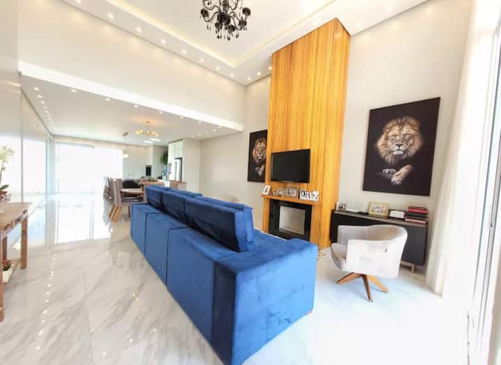 غرفة المعيشة