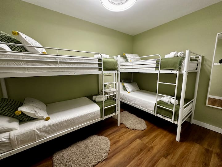 საძინებელი 4