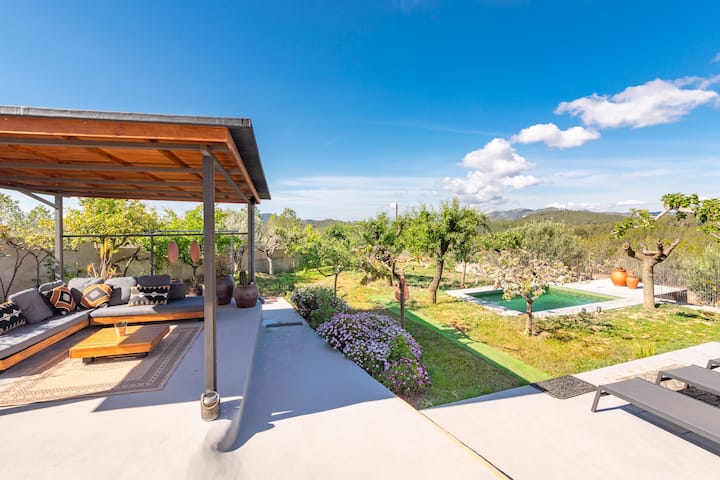 Finca Olivella with Pool | Paz by Palmera