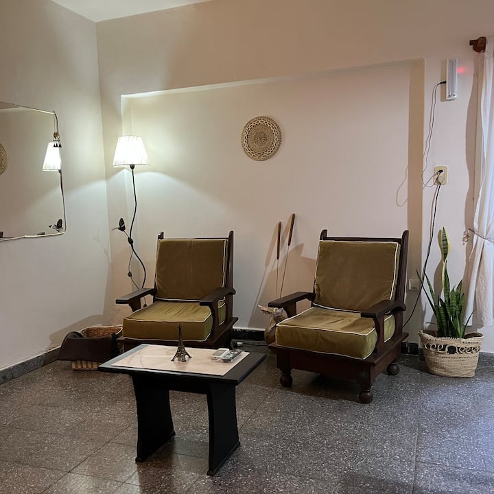 Casa Ubicada En El Centro Con Cochera Techada - 포르모사
