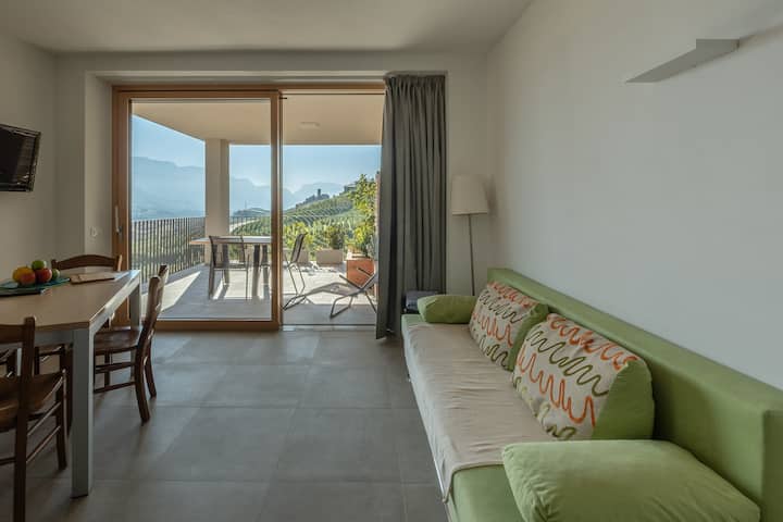 Appartamento Con Terrazza - Colle Levante - Cles