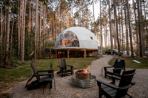 Aurora Luxury Dome | Michigan | Private Amenities