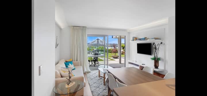 The Edge - Paihia Modern Apartment Sea View & Pool - Paihia