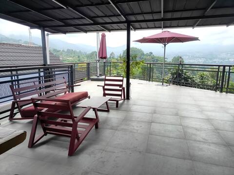 Villa Andi (7 kamar) @ Macarena Megamendung