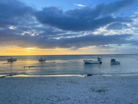 5-star villa 200 m from Trou aux Biches beach