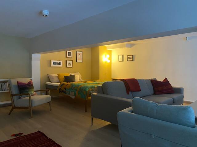 Family friendly home, central gallery image 5