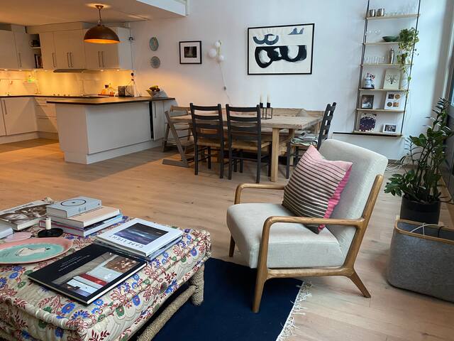 Family friendly home, central gallery image 2