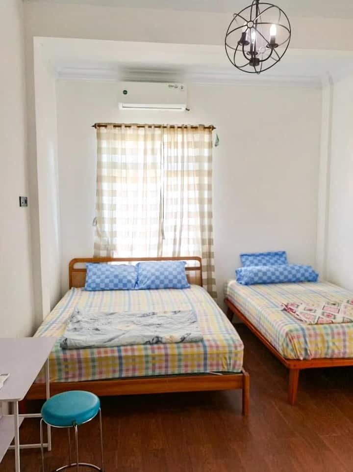 საძინებელი 1