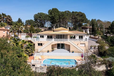 Villa Andromeda by Palmera Group