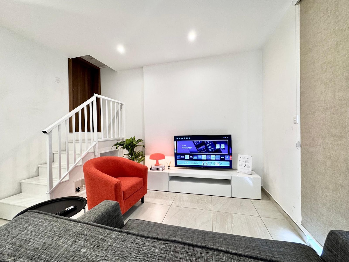 Dp Penthouse Paceville By The Sea