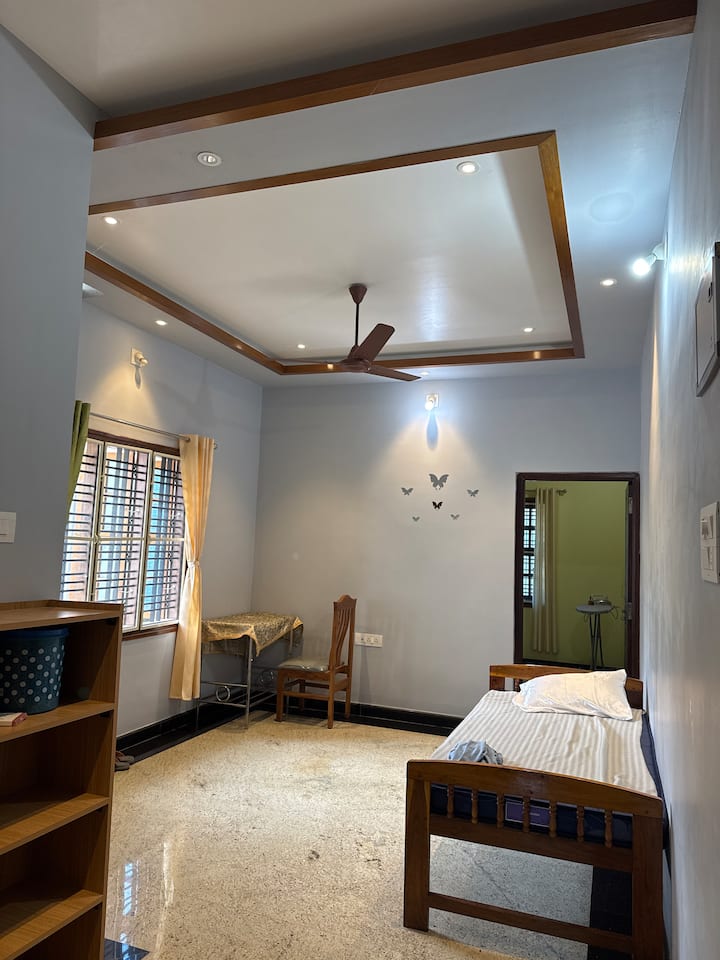 მისაღები ოთახი