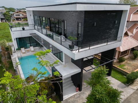 ️2 ⁕ 4BR Luxury Pool Villa in Chiang Mai & Book 3 Nights from Matching Pickup & Chinese Butler.