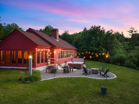 70 Acre White Mountain Estate – Panoramic Views