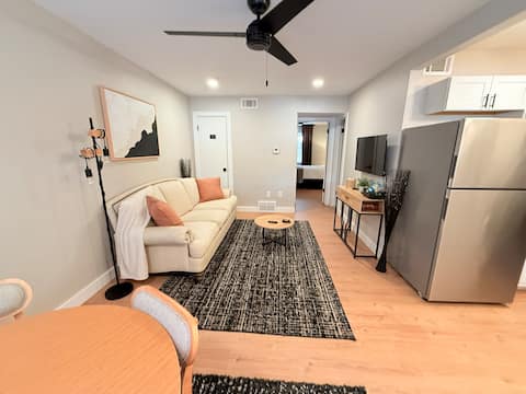 Successful Airbnb property: Comfort Suite - Full apt in gated, quiet building in Evergreen