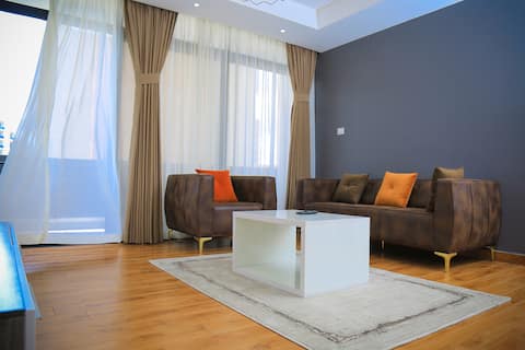 1 Bedroom Luxurious Apartment. (303)