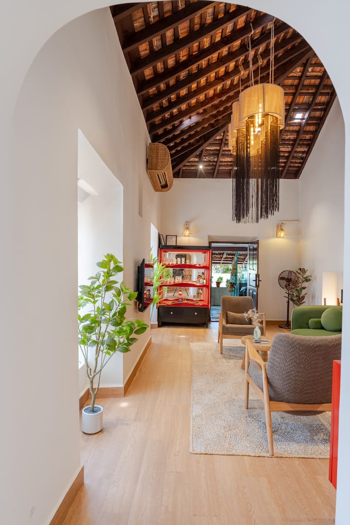 Living room image 1