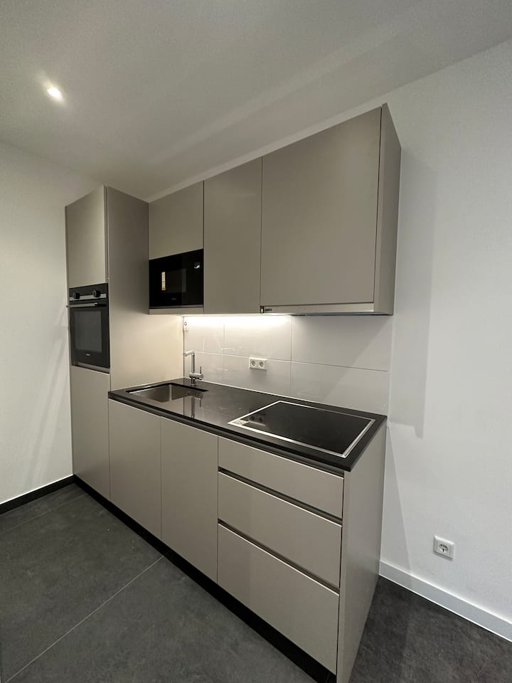 Ap 2 - Modernes Großzügiges 2-zimmer Apartment - Nürnberg