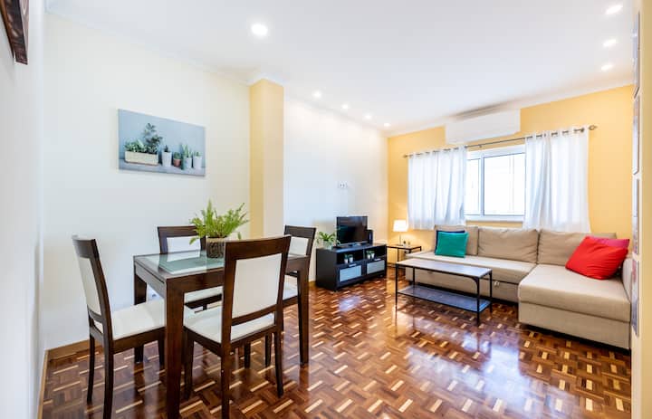 Urban City View Apartment - Lagos, Portugal